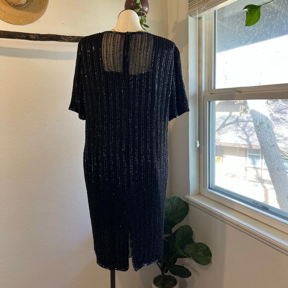 Black 100% Silk Beaded Sequin Sparkle Short Sleeve Knee Length Dress Size 22/24 - Picture 4 of 13